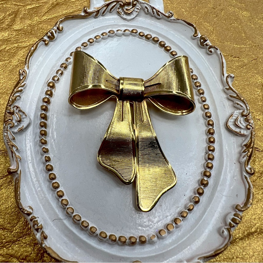 Vintage Avon 1980 Ribbon Bow Gold Brooch for Dainty Coquette Vintage aesthetic